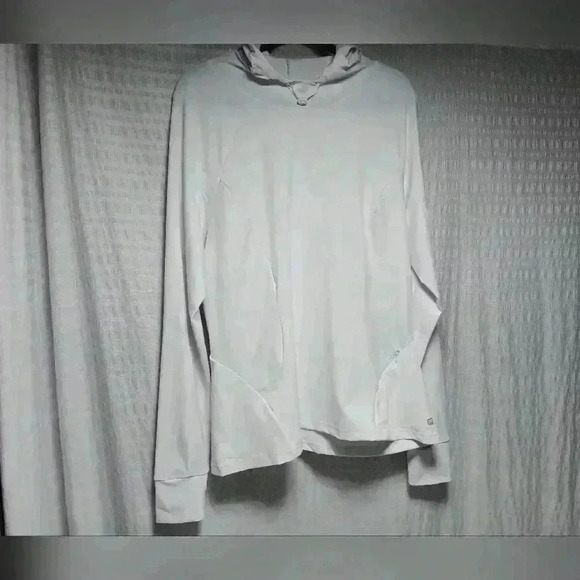Fabletics Tops - Fabletics Alecia Pullover Hoodie.  Ladies 2xl NWT